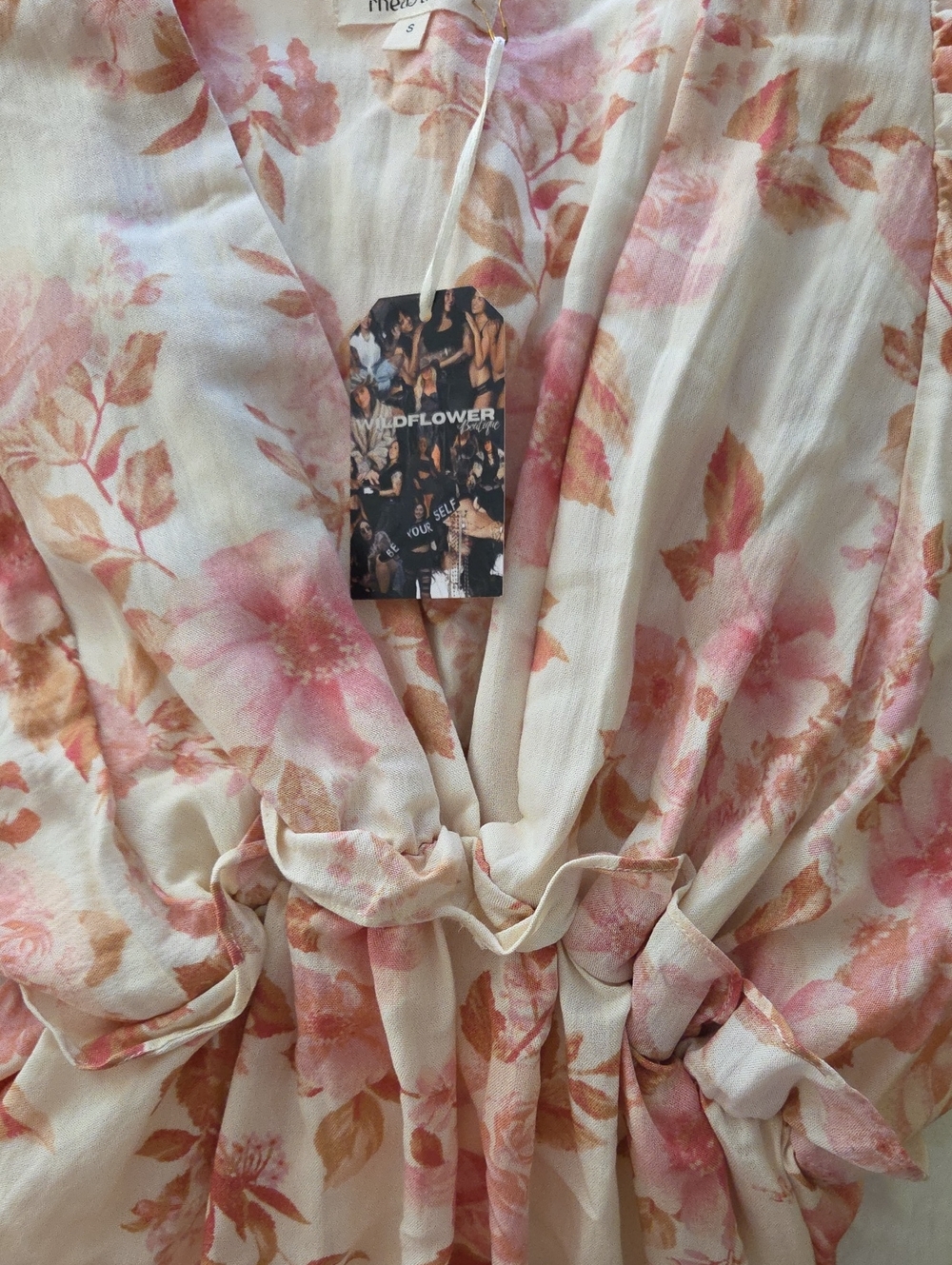 NWT Floral V-Neck Maxi Dress in Pink and Cream - Picture 14 of 14